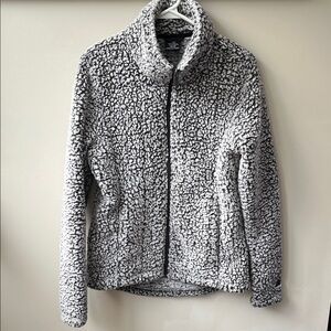 New Balance Women's grey and black Teddy Jacket